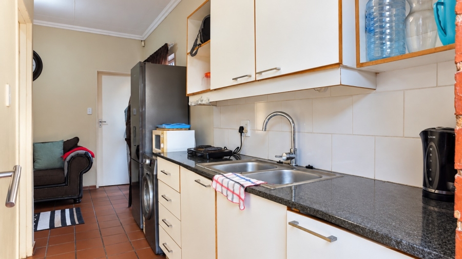 1 Bedroom Property for Sale in Rustenburg Central North West